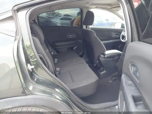3CZRU5H51HG706579 2017 HONDA HR-V - Image 8