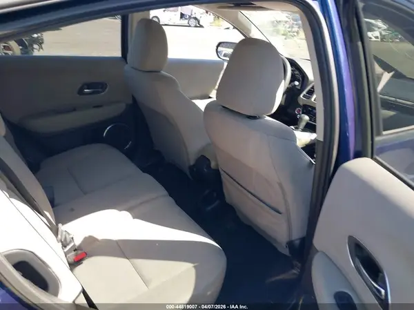 3CZRU5H51HG708476 2017 HONDA HR-V - Image 8