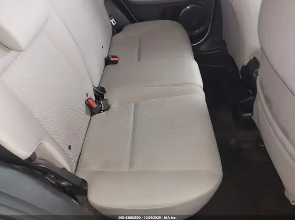 3CZRU5H51HG708610 2017 HONDA HR-V - Image 8