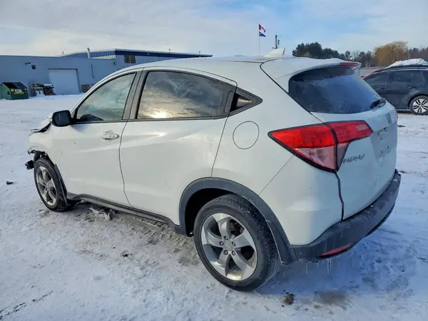 3CZRU5H51HM100331 2017 HONDA HR-V - Image 2