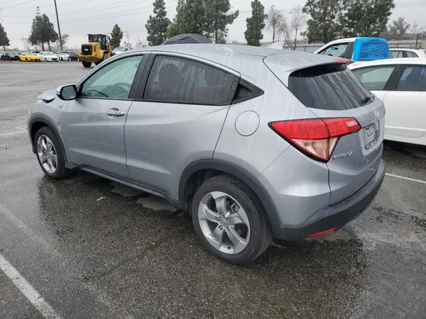 3CZRU5H51HM702338 2017 HONDA HR-V - Image 2