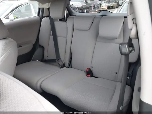 3CZRU5H51HM705966 2017 HONDA HR-V - Image 8