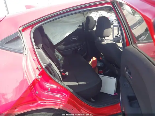 3CZRU5H51HM710360 2017 HONDA HR-V - Image 8