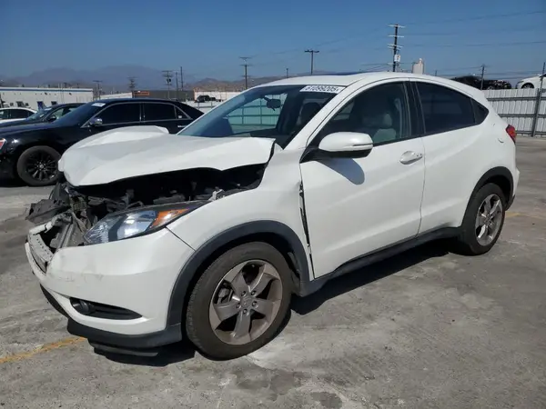 3CZRU5H51HM714585 2017 HONDA HR-V - Image 1