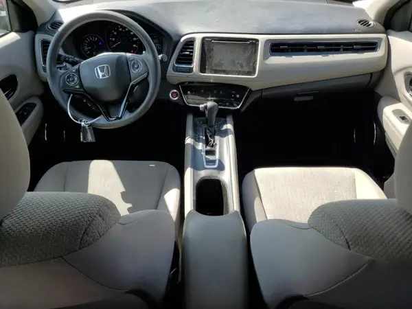 3CZRU5H51HM714585 2017 HONDA HR-V - Image 8