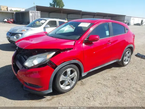 3CZRU5H51HM715994 2017 HONDA HR-V - Image 2