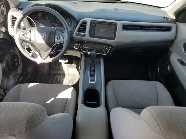 3CZRU5H51JG700528 2018 HONDA HR-V - Image 8