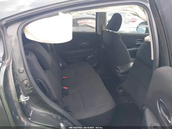 3CZRU5H51JG702506 2018 HONDA HR-V - Image 8