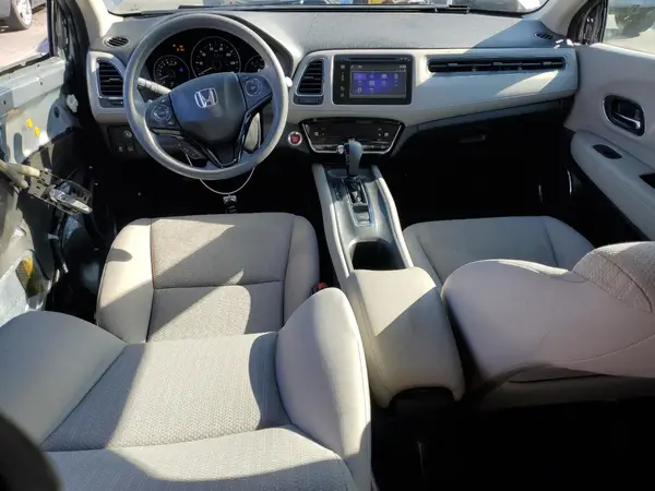 3CZRU5H51JG703672 2018 HONDA HR-V - Image 8
