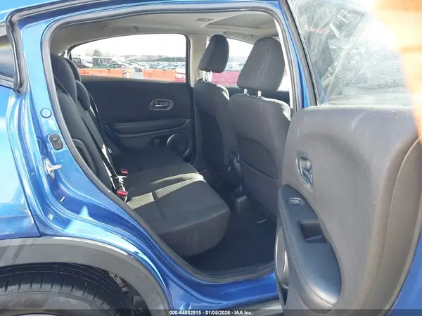 3CZRU5H51JM705357 2018 HONDA HR-V - Image 8