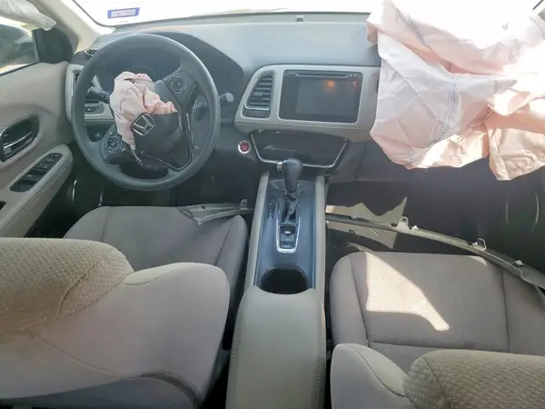 3CZRU5H51JM708274 2018 HONDA HR-V - Image 8
