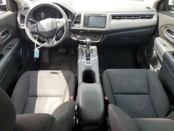 3CZRU5H51JM713300 2018 HONDA HR-V - Image 8