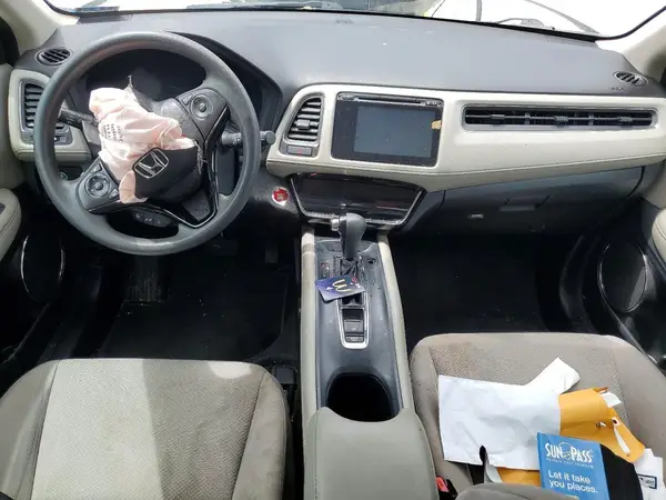 3CZRU5H51JM723647 2018 HONDA HR-V - Image 8