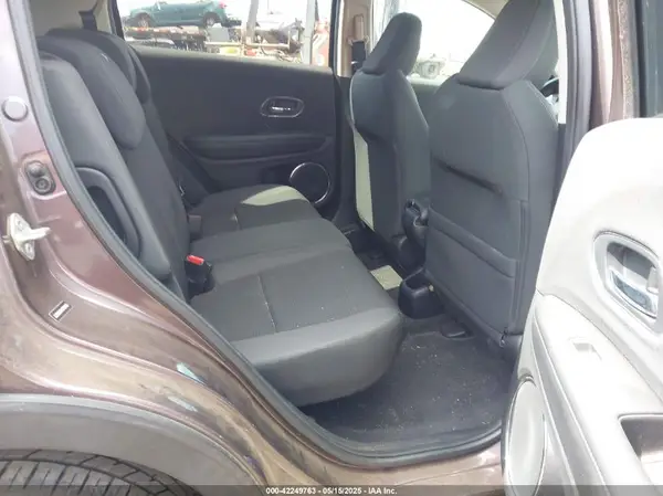 3CZRU5H51KM709409 2019 HONDA HR-V - Image 8