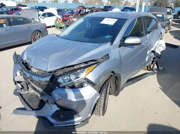 3CZRU5H51KM718546 2019 HONDA HR-V - Image 2