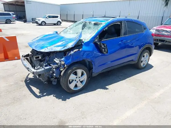 3CZRU5H51LM704969 2020 HONDA HR-V - Image 2