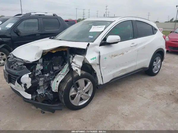 3CZRU5H51LM714563 2020 HONDA HR-V - Image 2