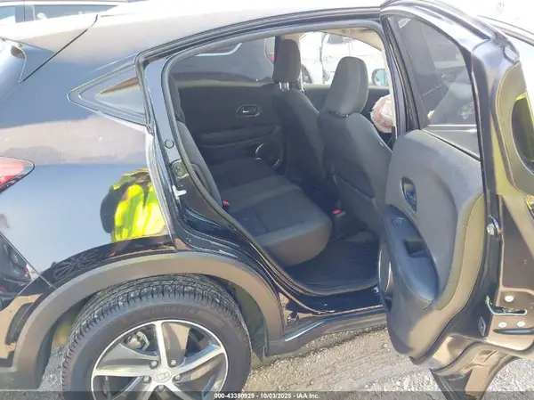 3CZRU5H51MM710479 2021 HONDA HR-V - Image 8