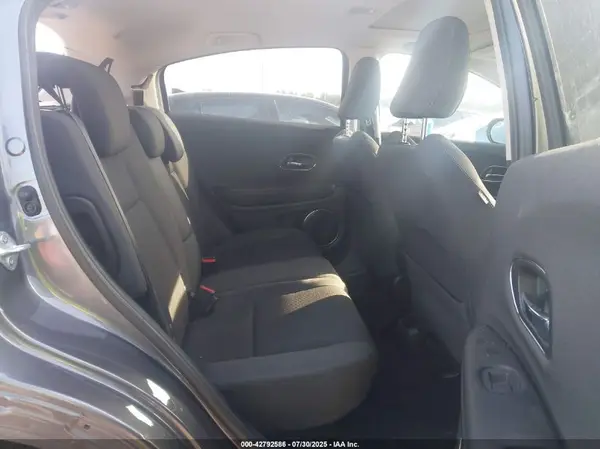 3CZRU5H51MM720929 2021 HONDA HR-V - Image 8