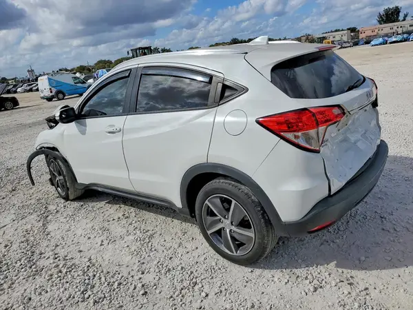3CZRU5H51MM728996 2021 HONDA HR-V - Image 2