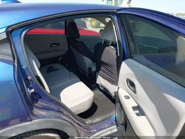 3CZRU5H52GM705151 2016 HONDA HR-V - Image 8