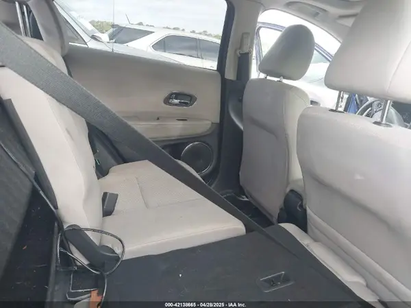 3CZRU5H52GM713556 2016 HONDA HR-V - Image 8
