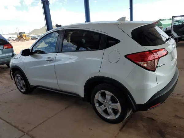 3CZRU5H52GM731975 2016 HONDA HR-V - Image 2
