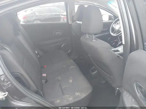 3CZRU5H52GM737985 2016 HONDA HR-V - Image 8