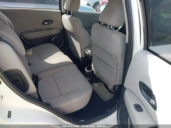 3CZRU5H52GM741227 2016 HONDA HR-V - Image 8