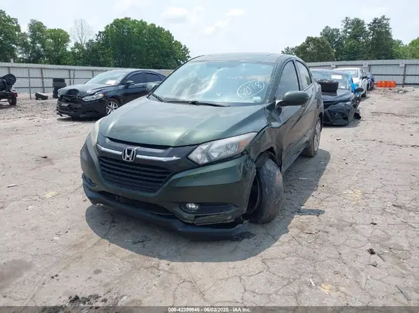 3CZRU5H52GM745858 2016 HONDA HR-V - Image 2