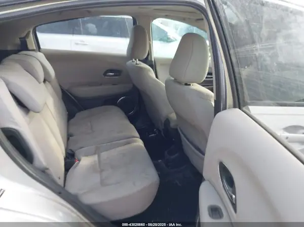 3CZRU5H52GM747299 2016 HONDA HR-V - Image 8