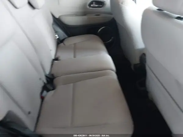 3CZRU5H52GM749571 2016 HONDA HR-V - Image 8