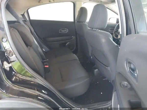 3CZRU5H52HG707630 2017 HONDA HR-V - Image 8