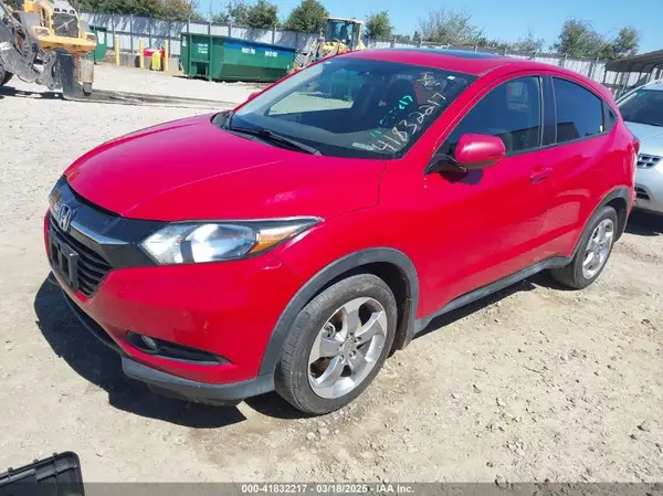 3CZRU5H52HG709409 2017 HONDA HR-V - Image 2