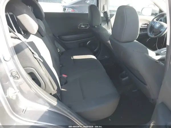 3CZRU5H52HM712554 2017 HONDA HR-V - Image 8
