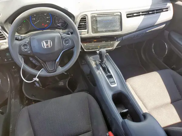 3CZRU5H52HM712621 2017 HONDA HR-V - Image 8