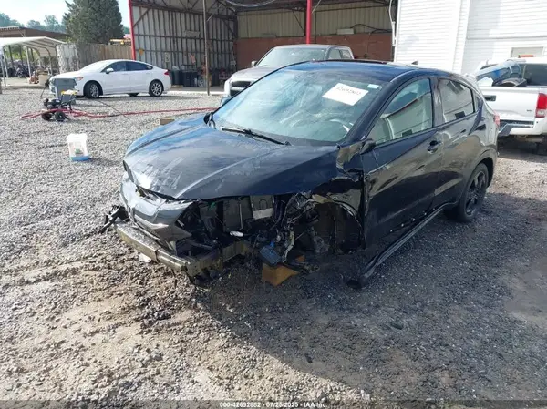 3CZRU5H52HM717754 2017 HONDA HR-V - Image 2