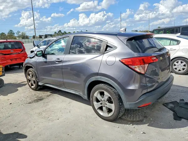 3CZRU5H52HM717849 2017 HONDA HR-V - Image 2