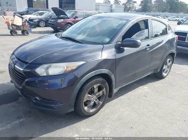 3CZRU5H52HM718001 2017 HONDA HR-V - Image 2