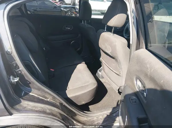 3CZRU5H52HM718029 2017 HONDA HR-V - Image 8
