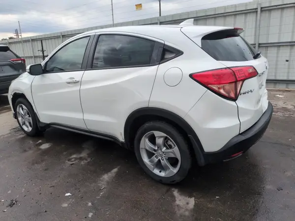 3CZRU5H52HM718273 2017 HONDA HR-V - Image 2
