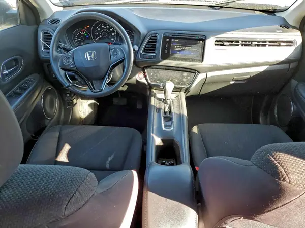 3CZRU5H52HM721352 2017 HONDA HR-V - Image 8