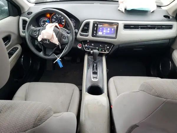 3CZRU5H52JG700523 2018 HONDA HR-V - Image 8