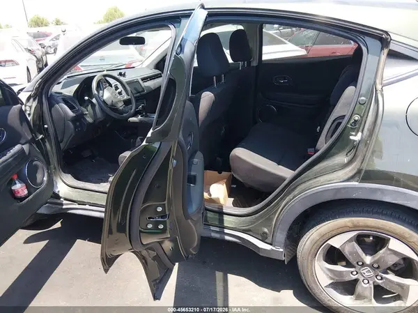 3CZRU5H52JG705463 2018 HONDA HR-V - Image 8