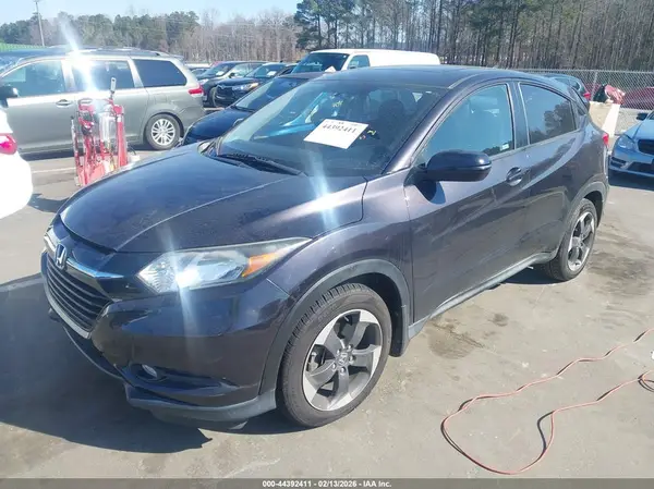 3CZRU5H52JM708042 2018 HONDA HR-V - Image 2