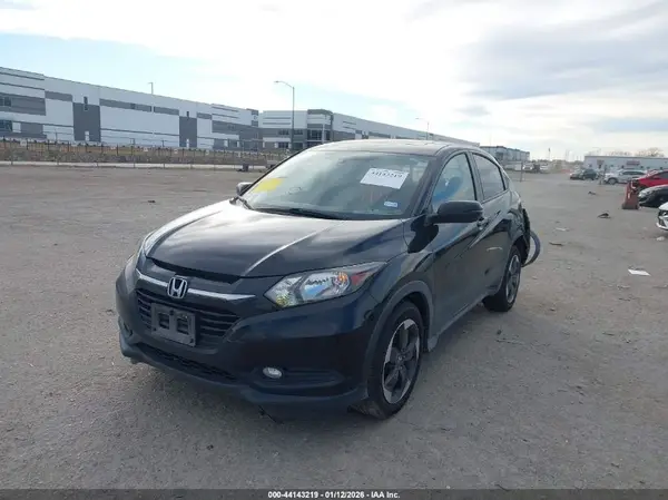 3CZRU5H52JM710003 2018 HONDA HR-V - Image 2