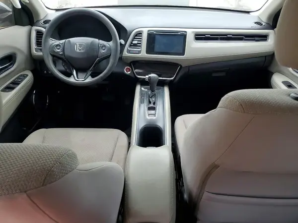 3CZRU5H52JM714343 2018 HONDA HR-V - Image 8