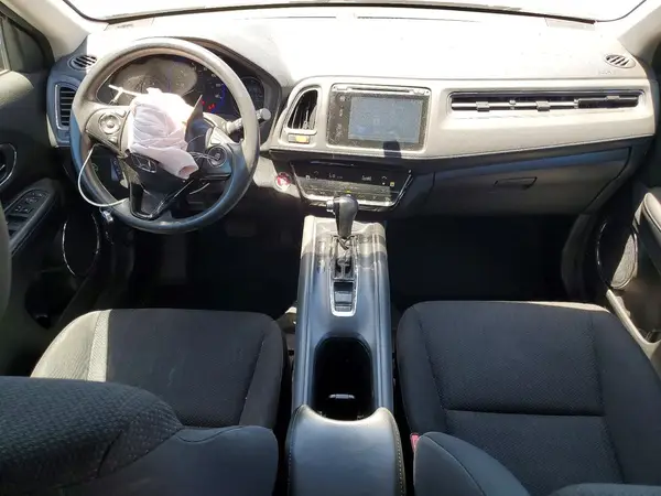 3CZRU5H52JM721602 2018 HONDA HR-V - Image 8