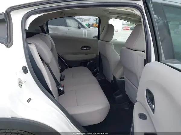 3CZRU5H52JM723141 2018 HONDA HR-V - Image 8