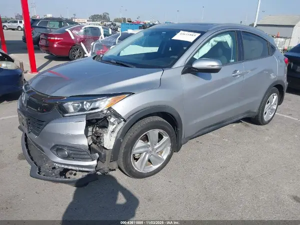 3CZRU5H52KM700900 2019 HONDA HR-V - Image 2